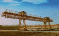 雙梁門式起重機(jī)（花架型）